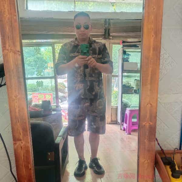 39岁岁贵州单身帅哥 - 汕尾吉缘网